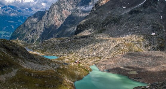 Berg, Wasser, Himmel | © gradient-valley-9727657_1280 (c) Pixabay