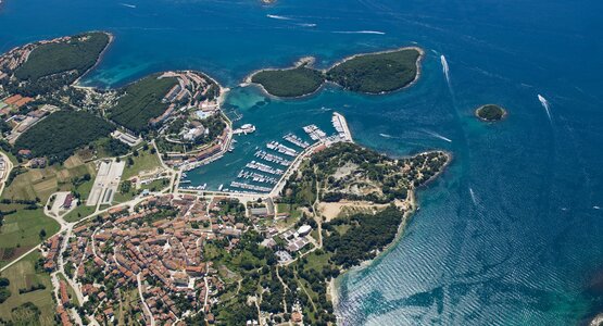 Meer, Hotelanlage, Bäume | © (c) Maistra_Vrsar